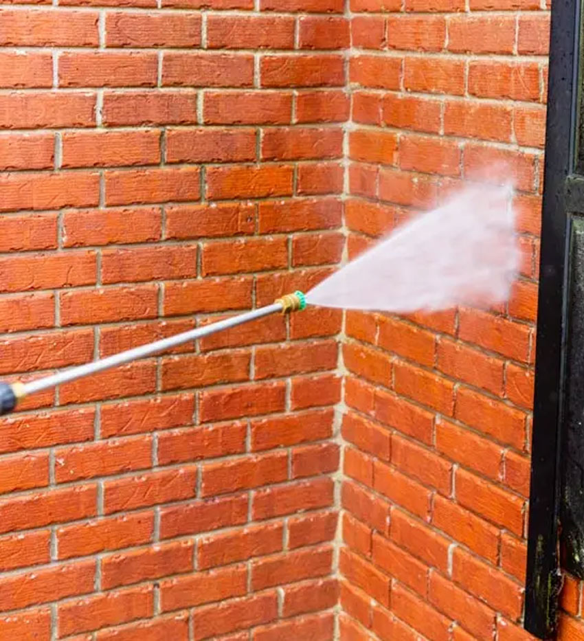 brick-cleaning