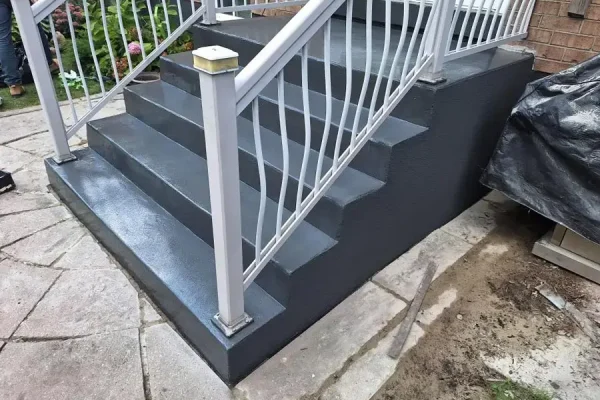 new-contrete-stairs-protected